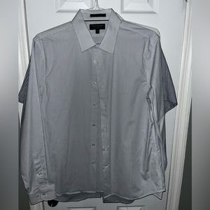 Men’s Banana Republic untuck fit, NWOT, never worn, size MD